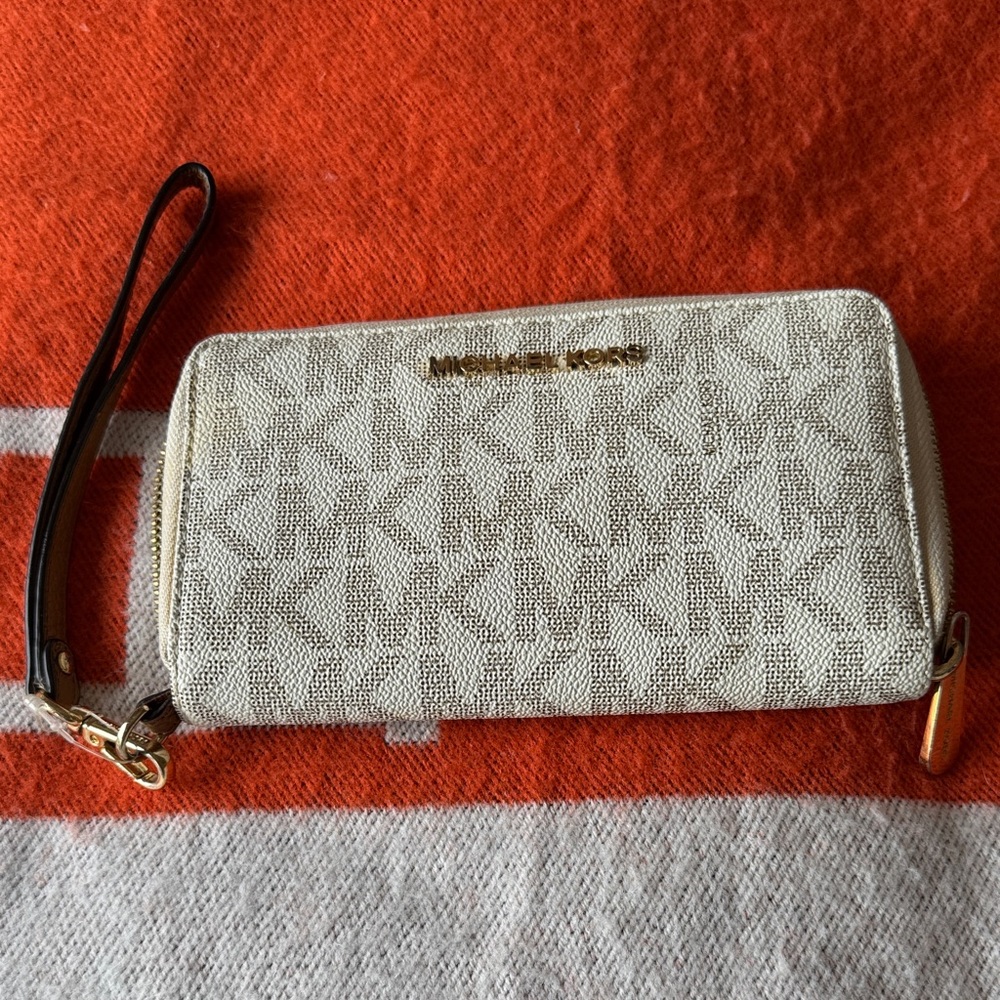 Michael Kors Monogram Cream Wristlet